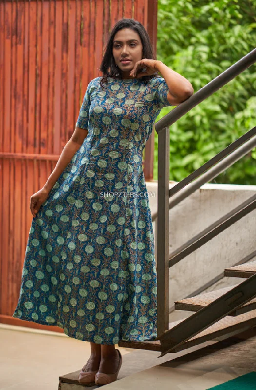 Blue Cotton Print Maxi Dress Cozy Maxi Dress with Slit