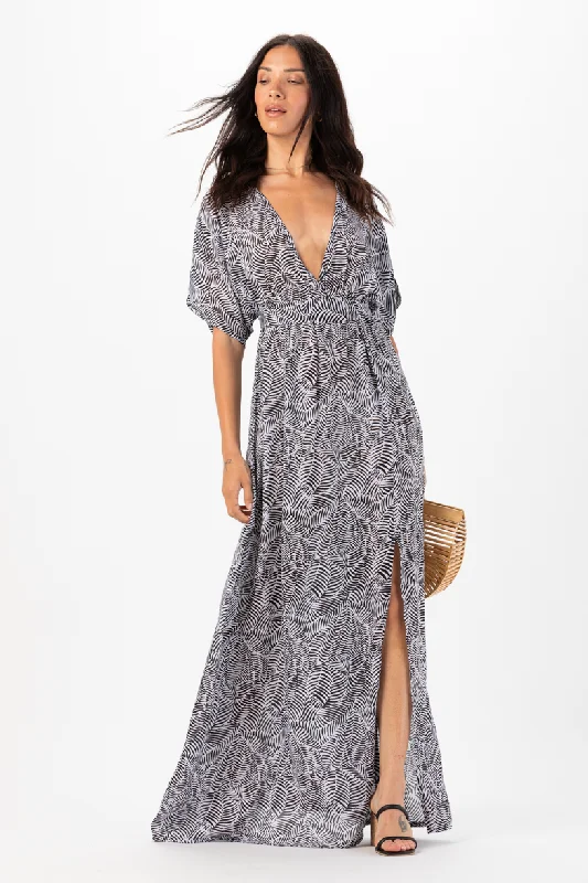 Elise Maxi Dress Elegant Maxi Dress with Slit