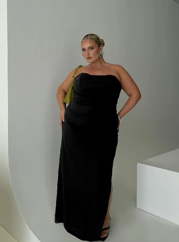 Ferri Strapless Maxi Dress Black Curve Trendy Off-Shoulder Ruffle Maxi Dress