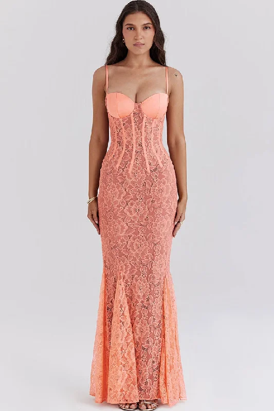 Sexy Sweetheart Neck Spaghetti Strap Lace Godet Fishtail Evening Maxi Dress Comfortable Bohemian Maxi Dress