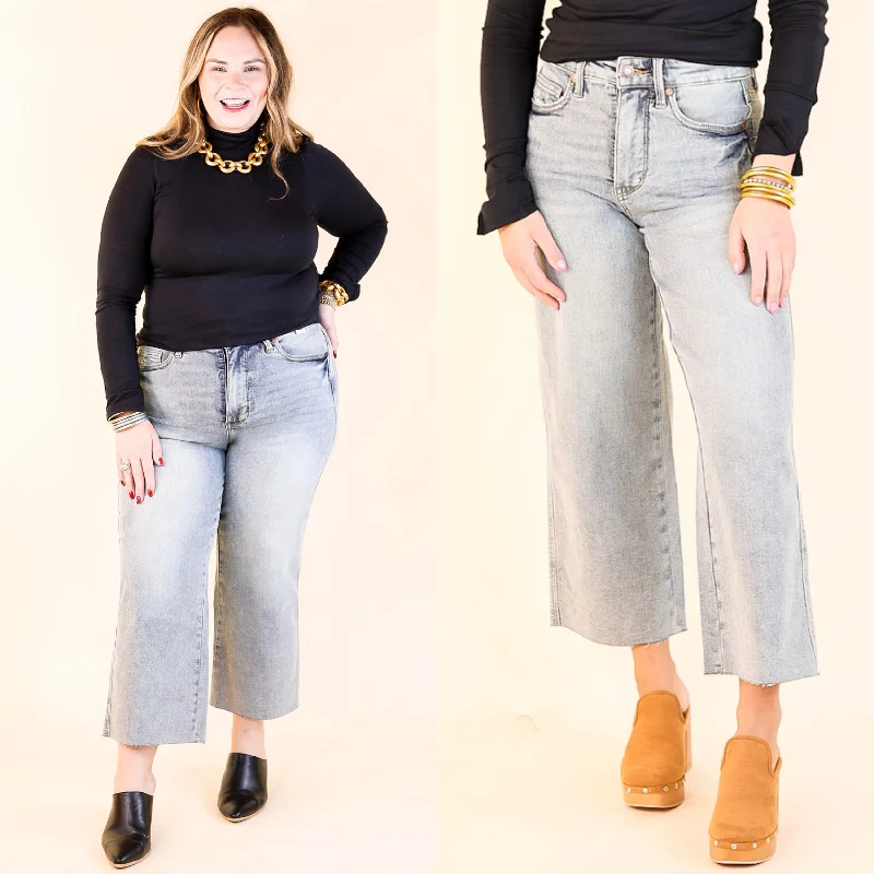 Judy Blue | Casual Confidence Mid Rise Tummy Control Cropped Wide Leg Jean with Raw Hem in Light Wash Fashionable Relaxed Fit Denim