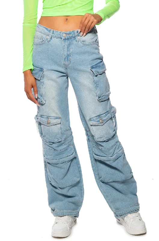 BROOKLYN CARGO POCKET WIDE LEG JEAN Elegant High-Waisted Flared Jeans